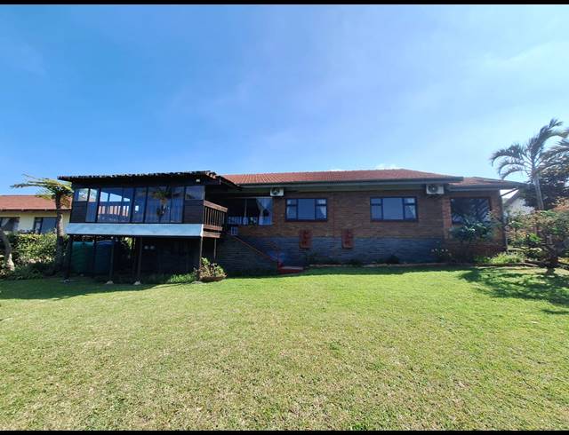 3 BEDROOM FREEHOLD FOR SALE IN SHELLY BEACH